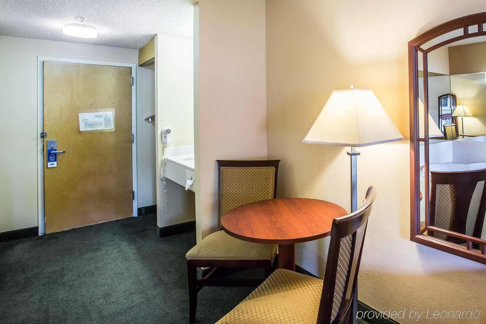 Rodeway Inn ชัททานูกา ภายนอก รูปภาพ
