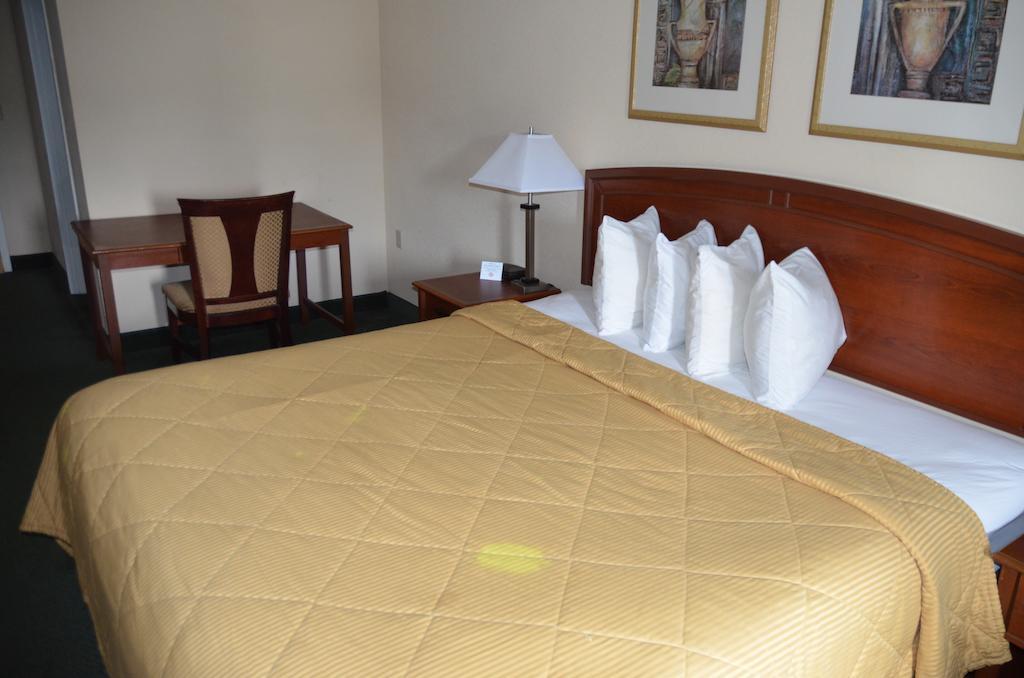 Rodeway Inn ชัททานูกา ภายนอก รูปภาพ