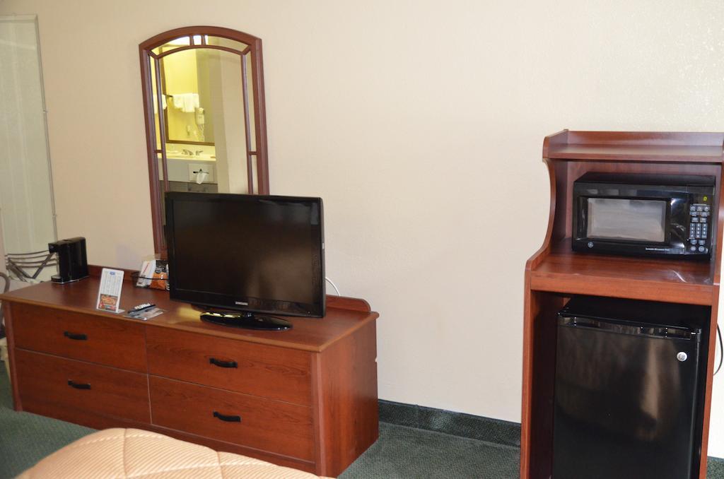 Rodeway Inn ชัททานูกา ภายนอก รูปภาพ
